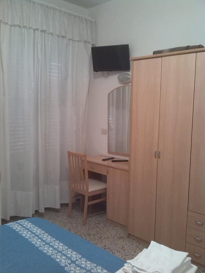 K2 Hotel Cattolica Luaran gambar