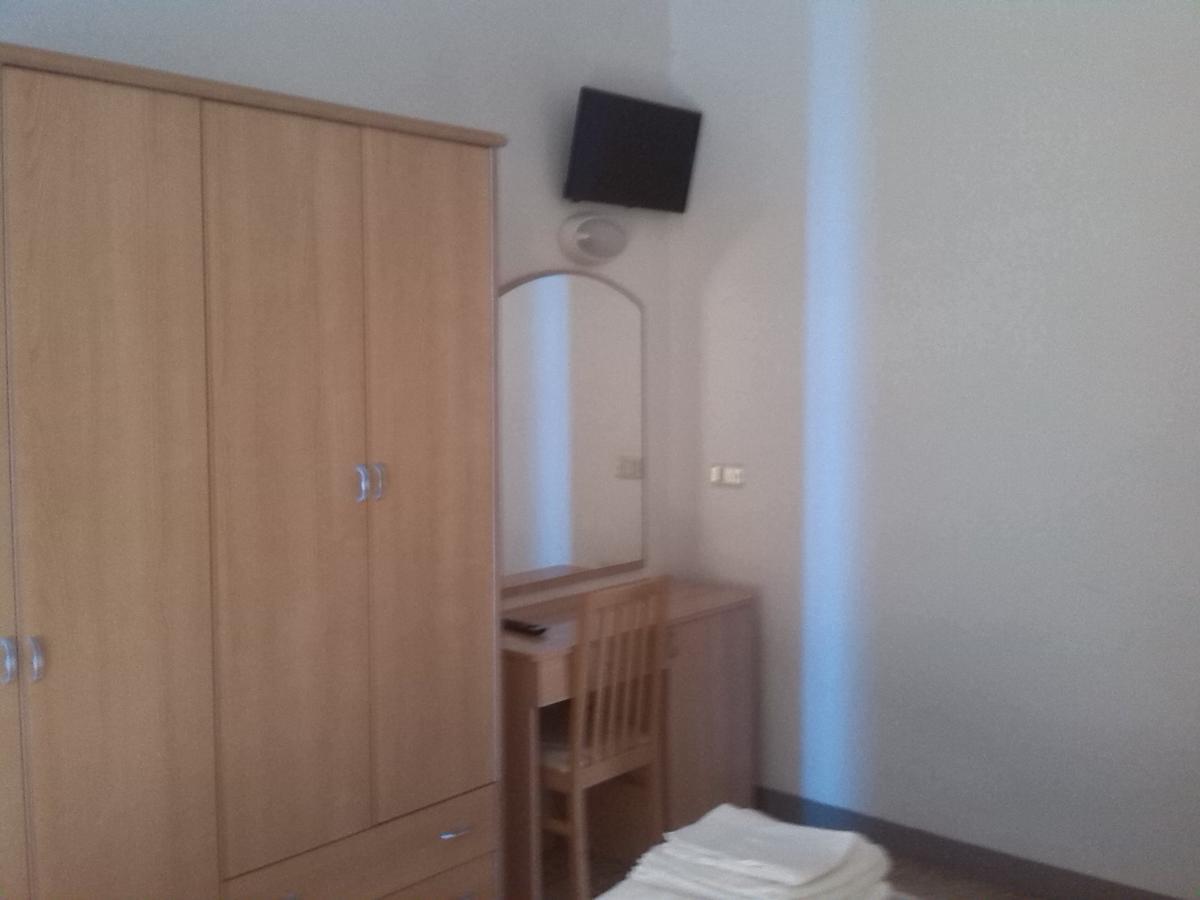 K2 Hotel Cattolica Luaran gambar