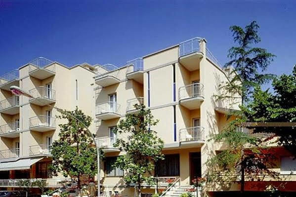 K2 Hotel Cattolica Luaran gambar