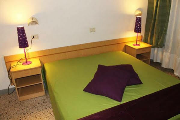K2 Hotel Cattolica Luaran gambar