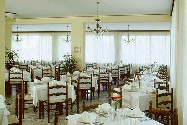 K2 Hotel Cattolica Luaran gambar